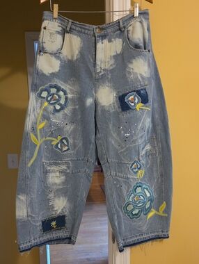 Wildbloom Barrel Jeans